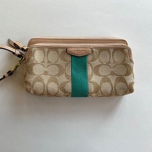 COACH Signature Stripe SIS Double Zip ZIPPY Wristlet Khaki/Green price drop!